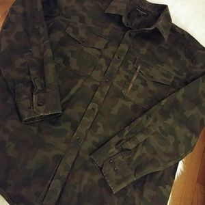 Banana Republic camo shirt